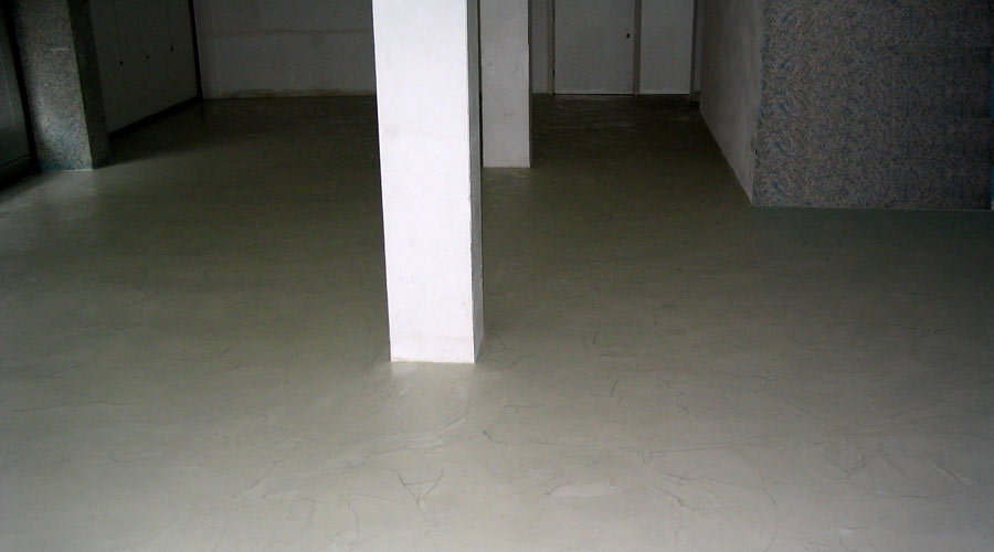 pavimento-resina-grigio2